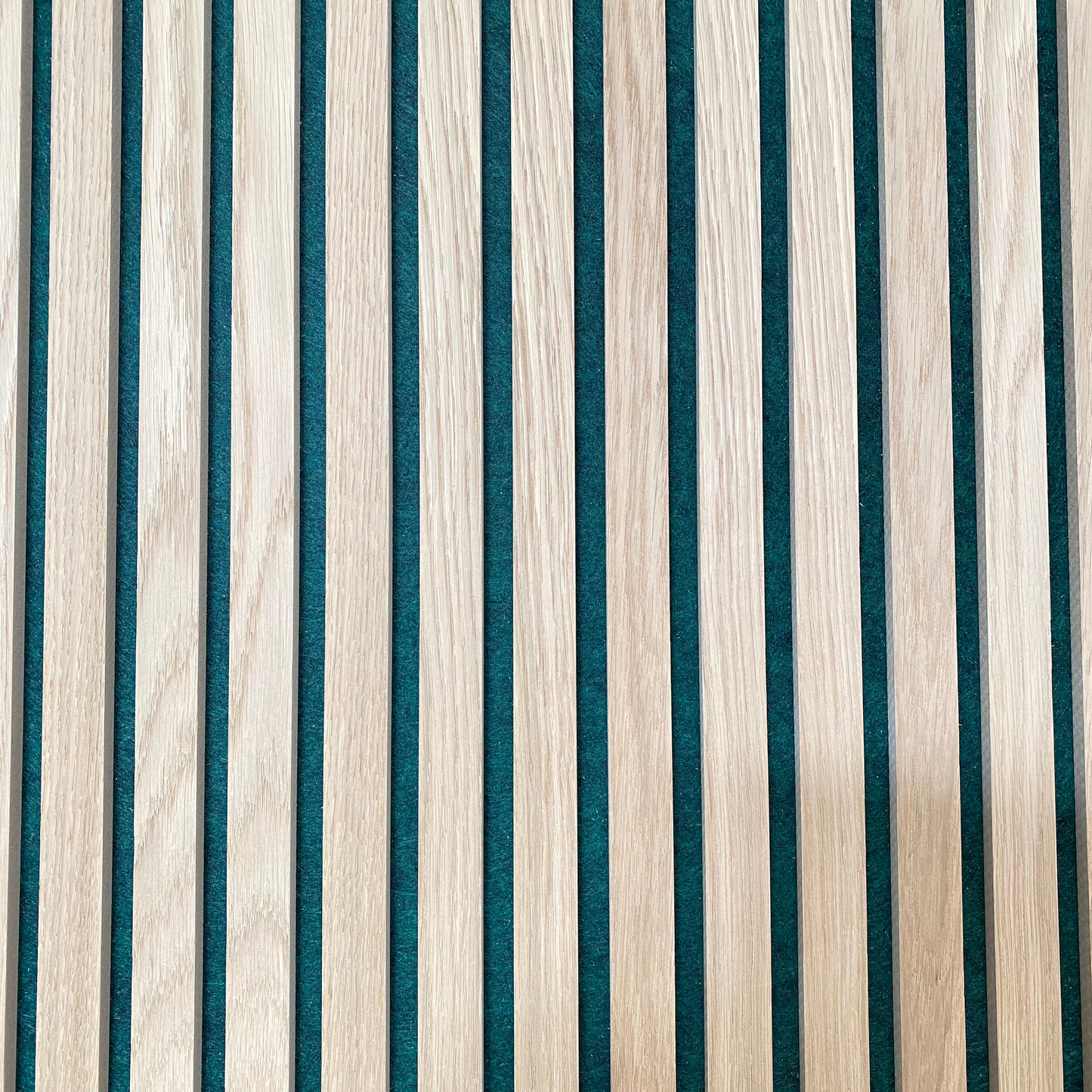 Dogato acustico in legno | Rovere Chiaro con Feltro Muschio - legnopregio