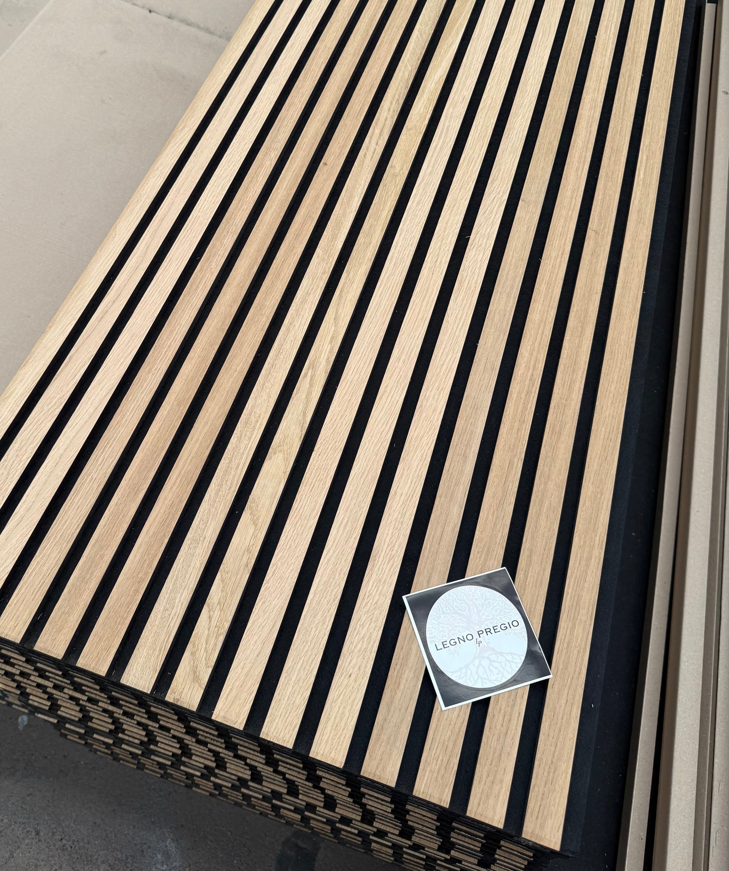 Akustiklamellen aus Holz | Helle Eiche